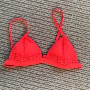 Bright pink triangl bikini top